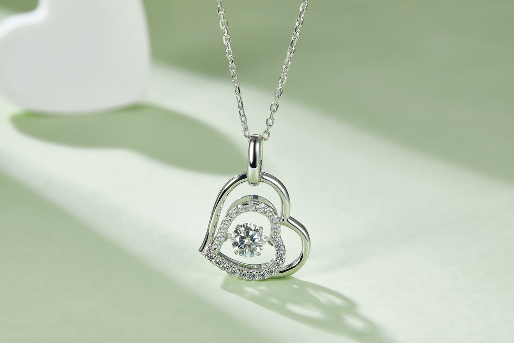 Set With Top-quality Moissanite, This Luxurious And Fashionable Light Luxury Trend Jewelry Necklace Pendant Is Made Of S925 Silver Electroplated With Platinum